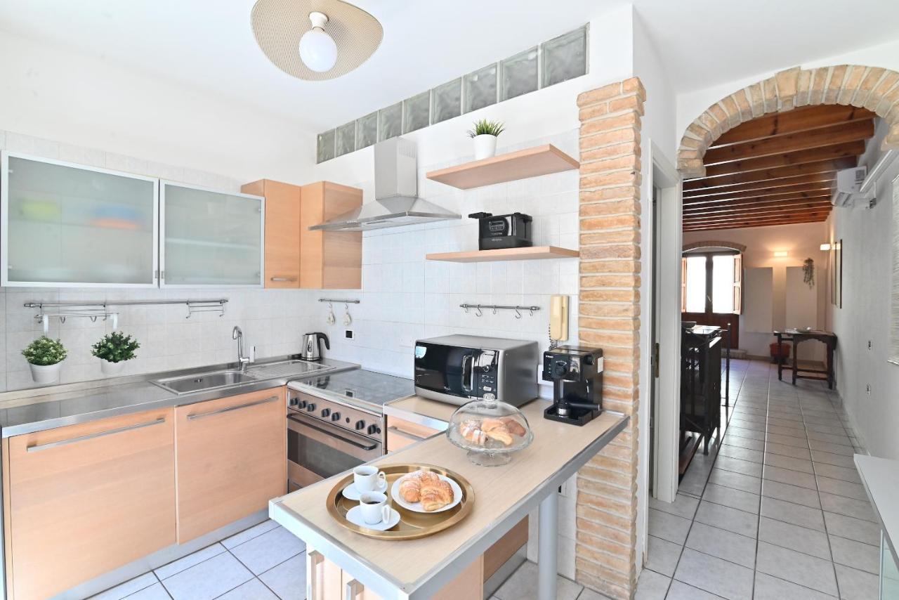 Izzhome Full Center Terrace Кальяри Экстерьер фото